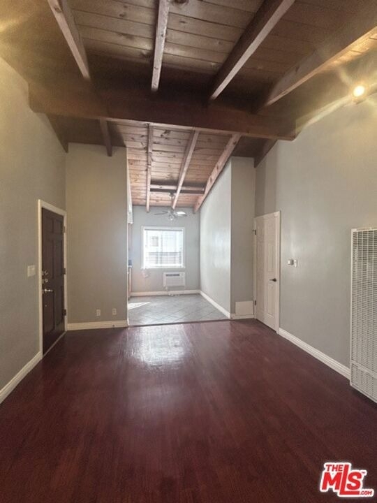 16144 W Sunset Boulevard - Photo 2
