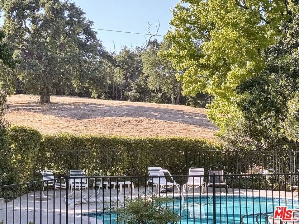 28142 Driver Avenue - Photo 3