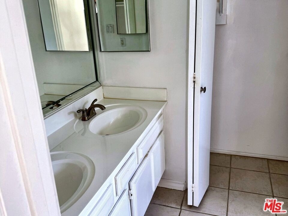 28142 Driver Avenue - Photo 13
