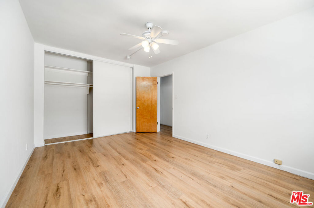 1937 S Shenandoah Street - Photo 6