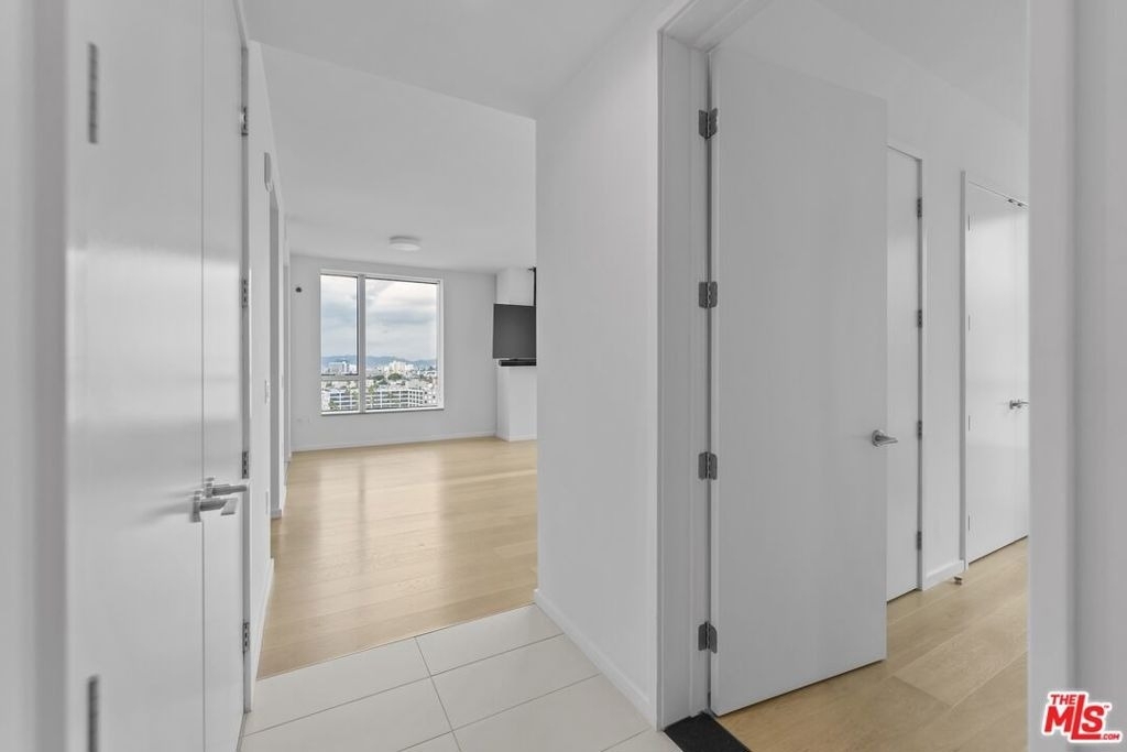 889 Francisco Street - Photo 17