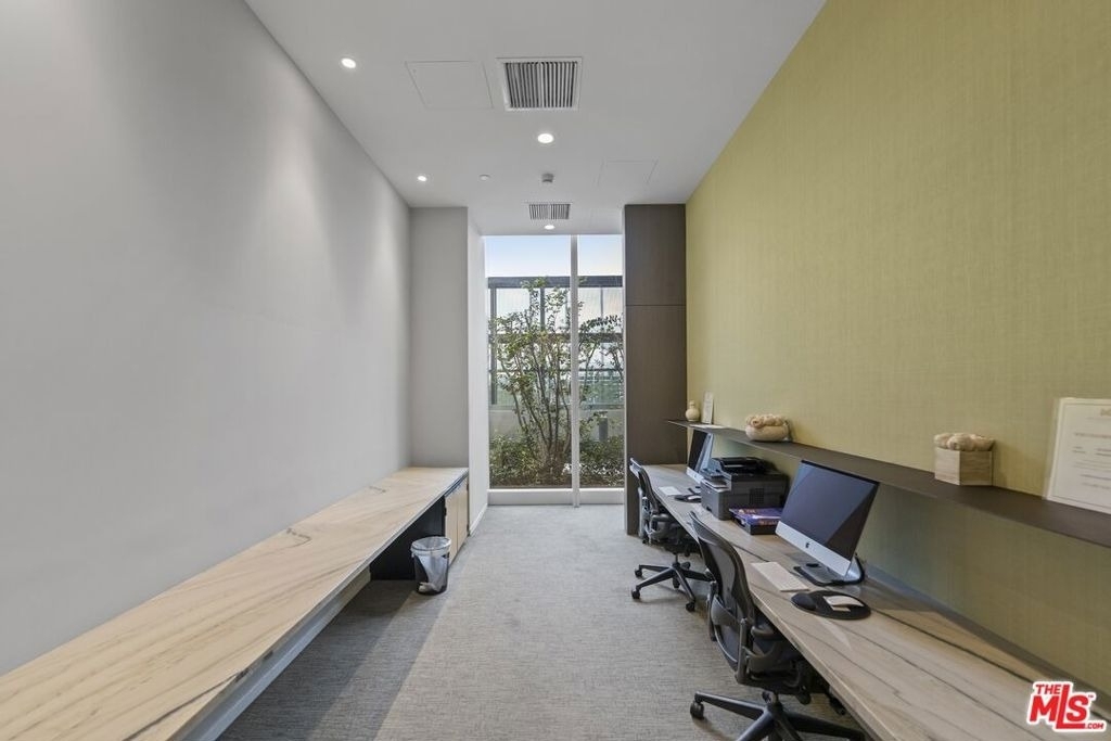 889 Francisco Street - Photo 26