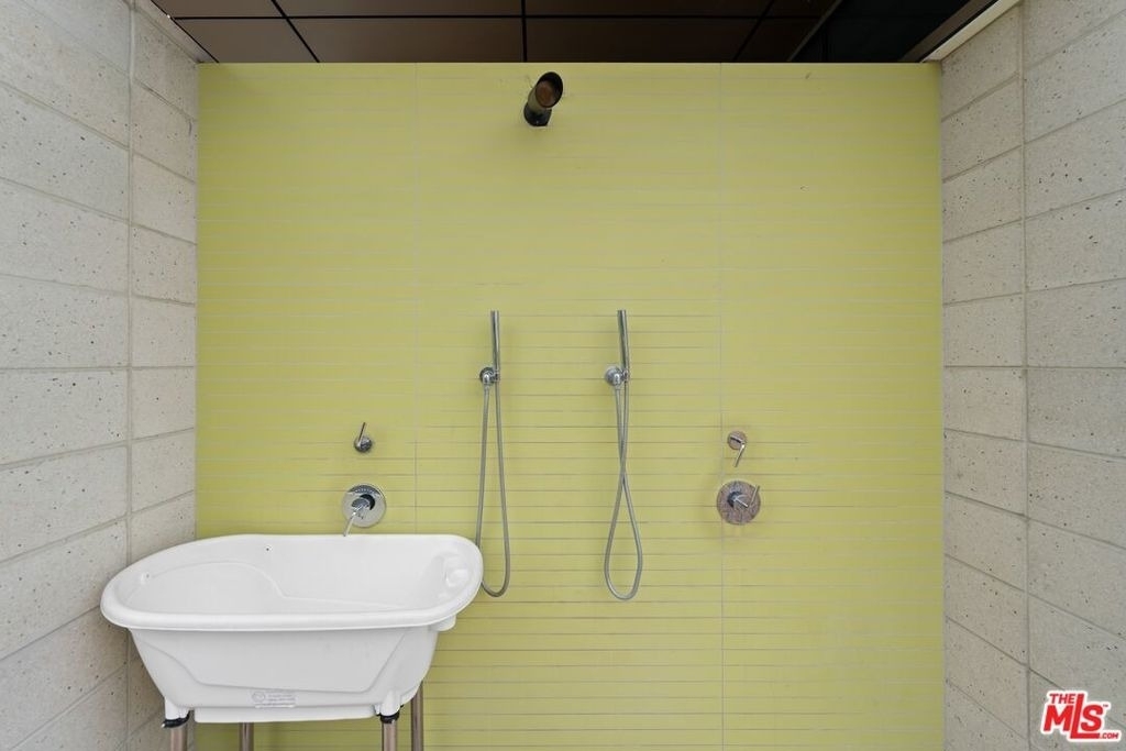 889 Francisco Street - Photo 28