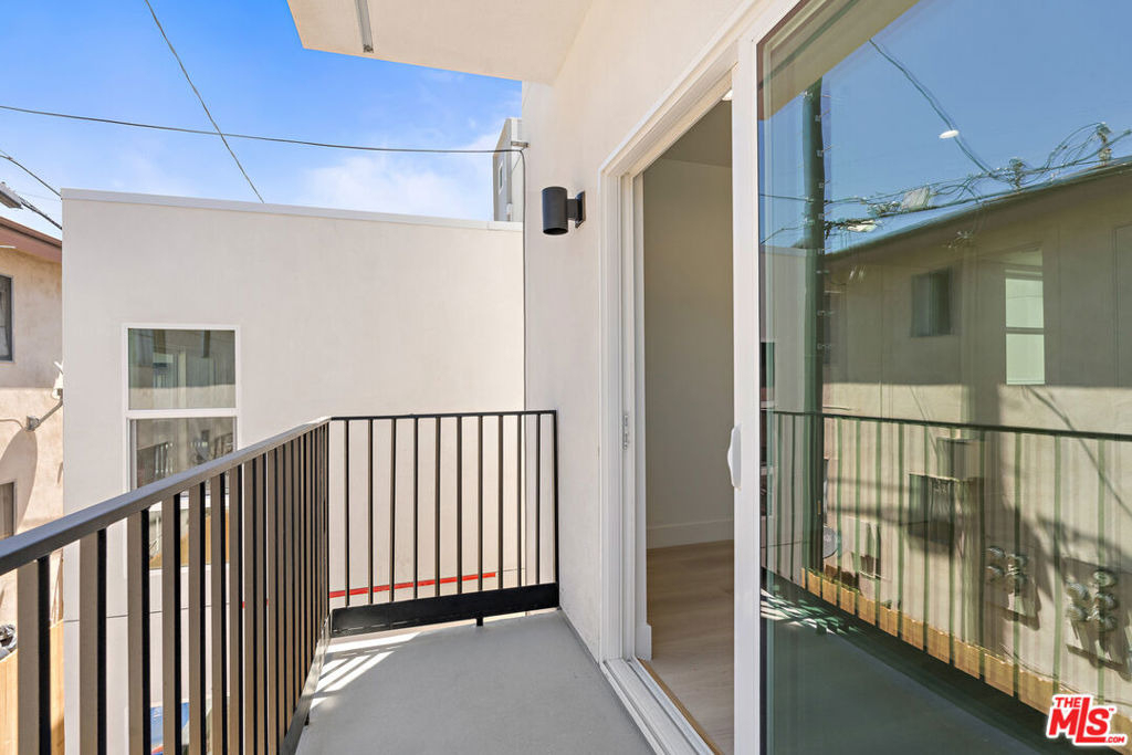 10965 Calvert - Photo 12