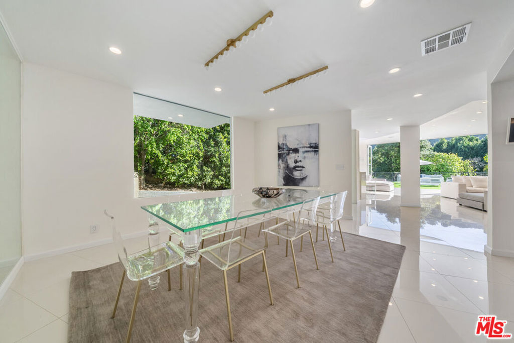 1040 Montego Drive - Photo 15