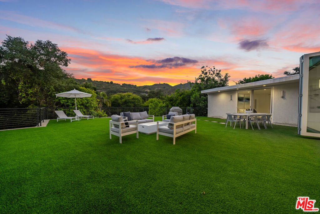 1040 Montego Drive - Photo 1