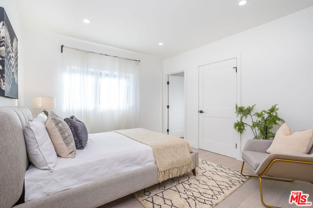 3871 Welland Avenue - Photo 12