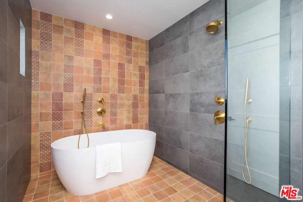 3871 Welland Avenue - Photo 8