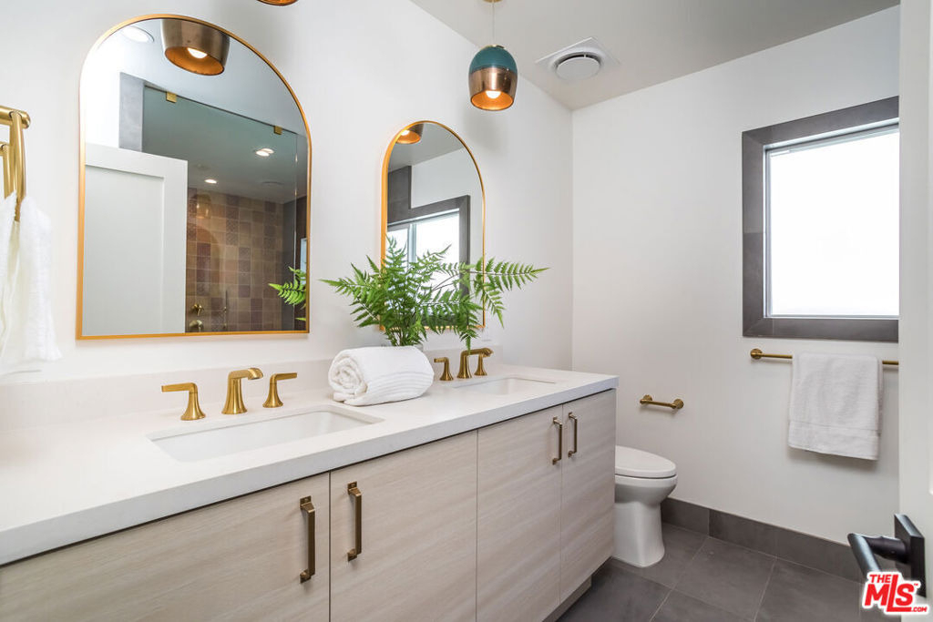 3871 Welland Avenue - Photo 13