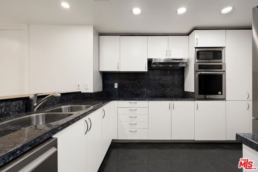 10520 Wilshire Boulevard - Photo 6