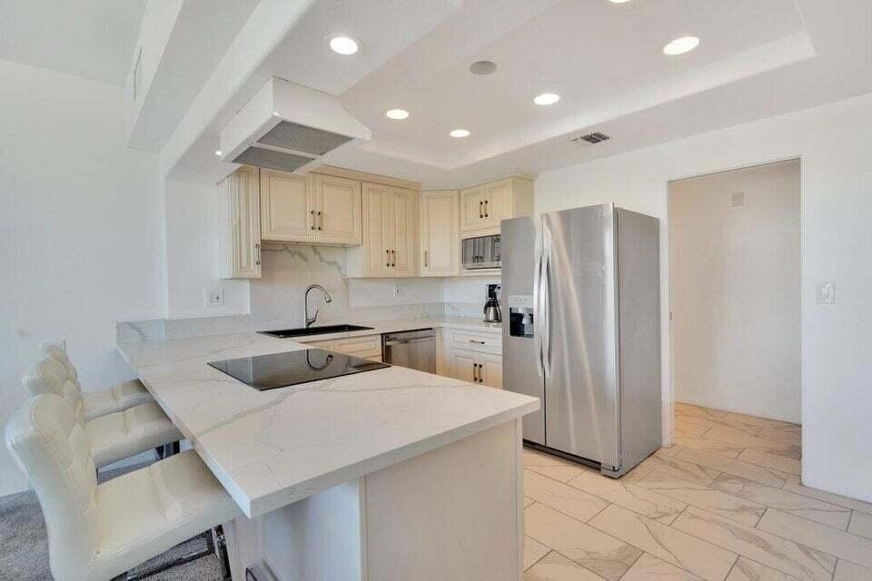 910 Island Drive - Photo 18
