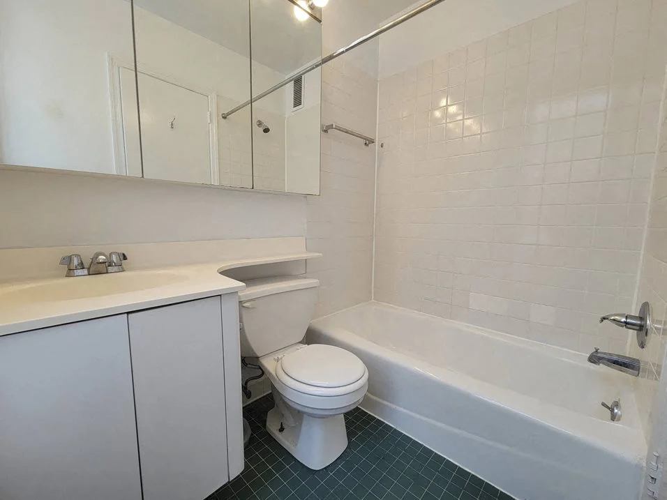 east 5th st - Photo 1