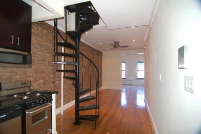 334 East 6th Street - Photo 3