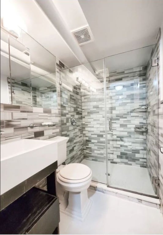 53 Leroy Street - Photo 2