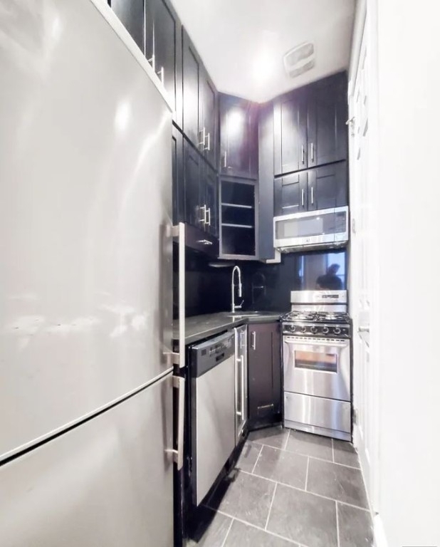 53 Leroy Street - Photo 0