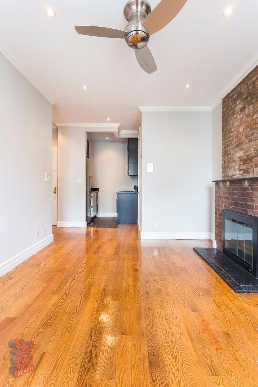 560 Hudson Street - Photo 3
