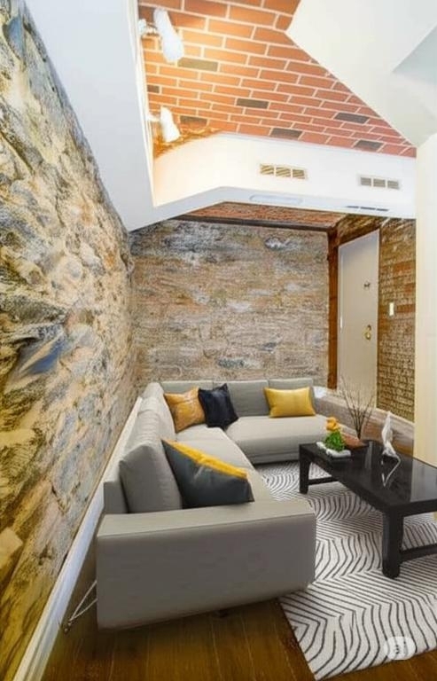246 Mott Street - Photo 5