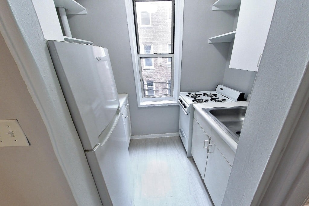 340 East 58th Street - Photo 0