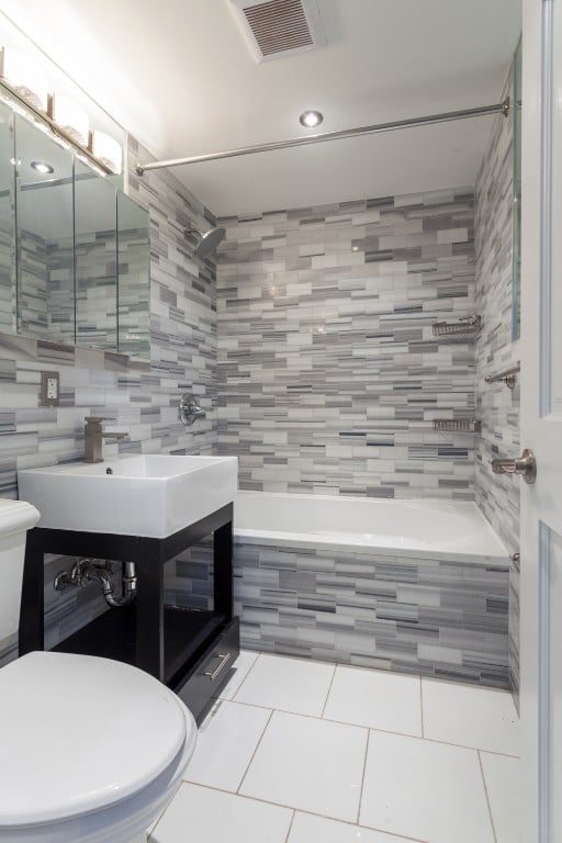 338 East 100th Street - Photo 2