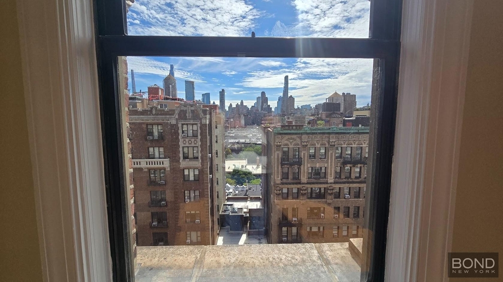 West 79th Street - Photo 14
