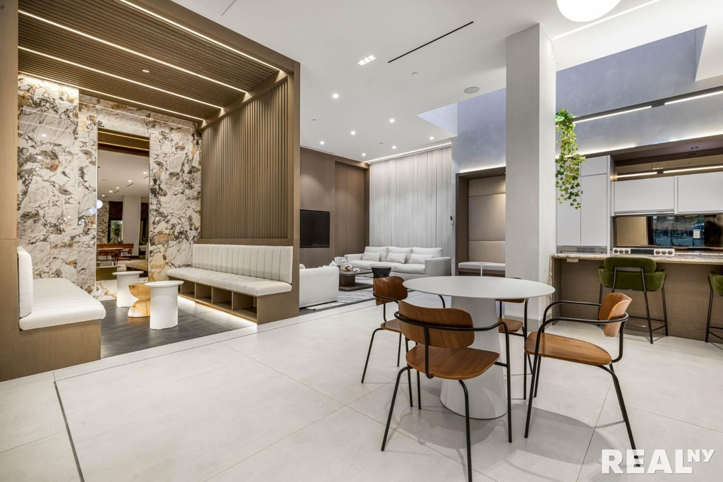 Fleet Place - Photo 8