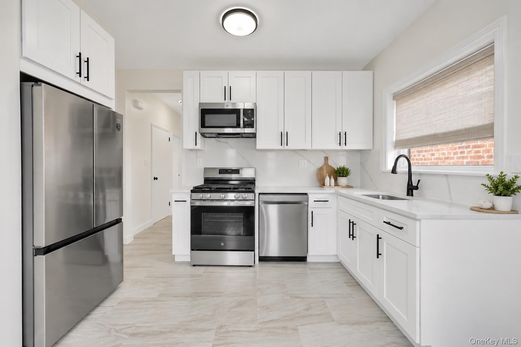 Minnieford Avenue - Photo 14