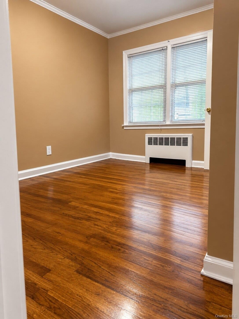 106 Kennedy Avenue - Photo 3