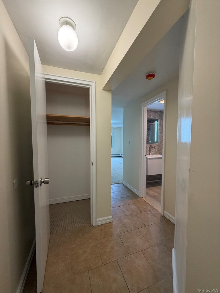 624 W Beech Street - Photo 13