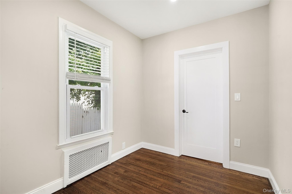 352 Willett Avenue - Photo 10