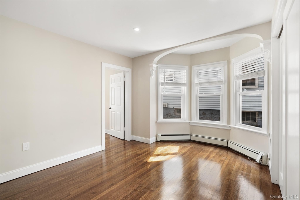 352 Willett Avenue - Photo 12