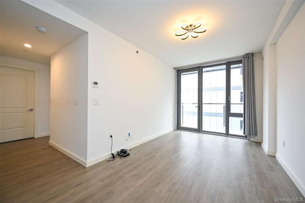 144-27 Sanford Avenue - Photo 8