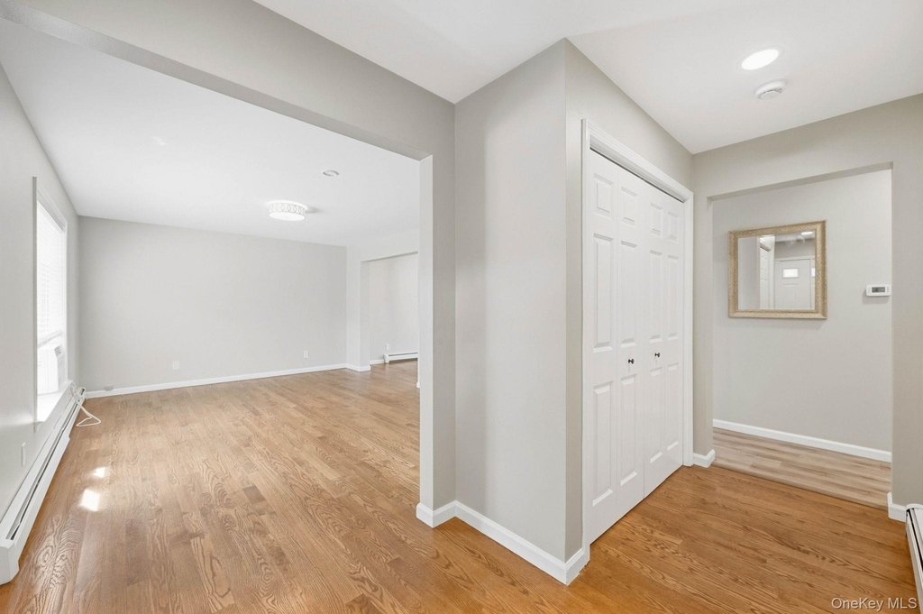 3 Teneyck Avenue - Photo 2