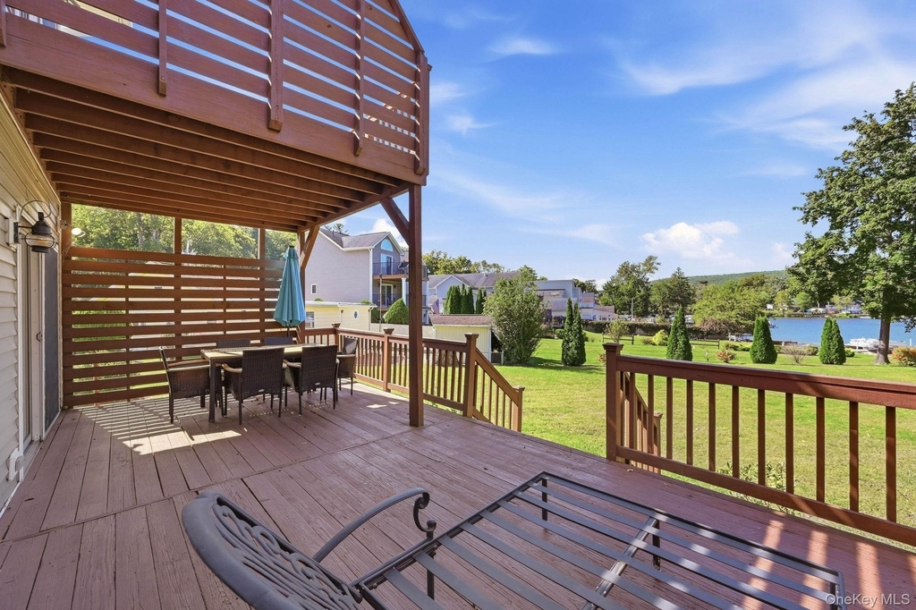 3 Teneyck Avenue - Photo 32