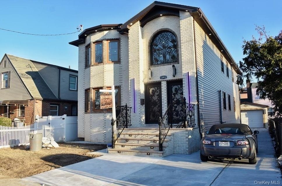 139-12 111th Avenue - Photo 0
