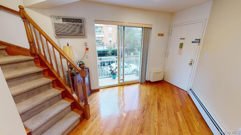 67-08 Exeter Street - Photo 3