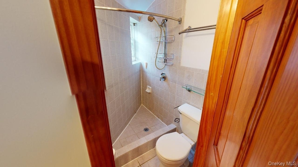 67-08 Exeter Street - Photo 32