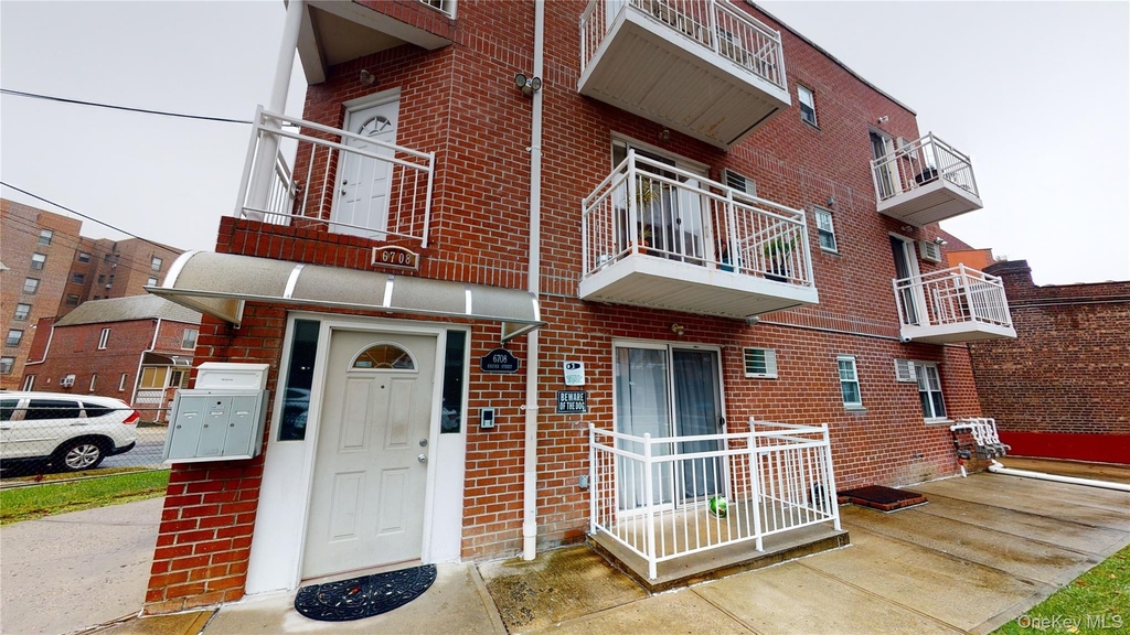 67-08 Exeter Street - Photo 35