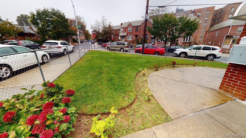 67-08 Exeter Street - Photo 36