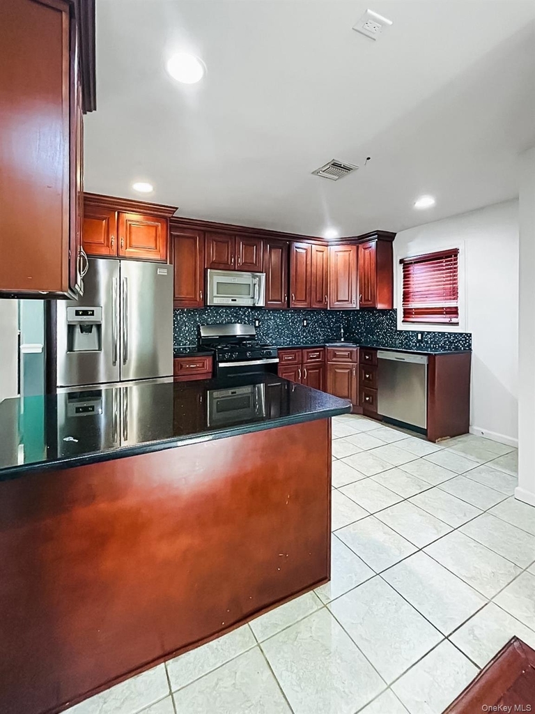 145-48 180th Street - Photo 5