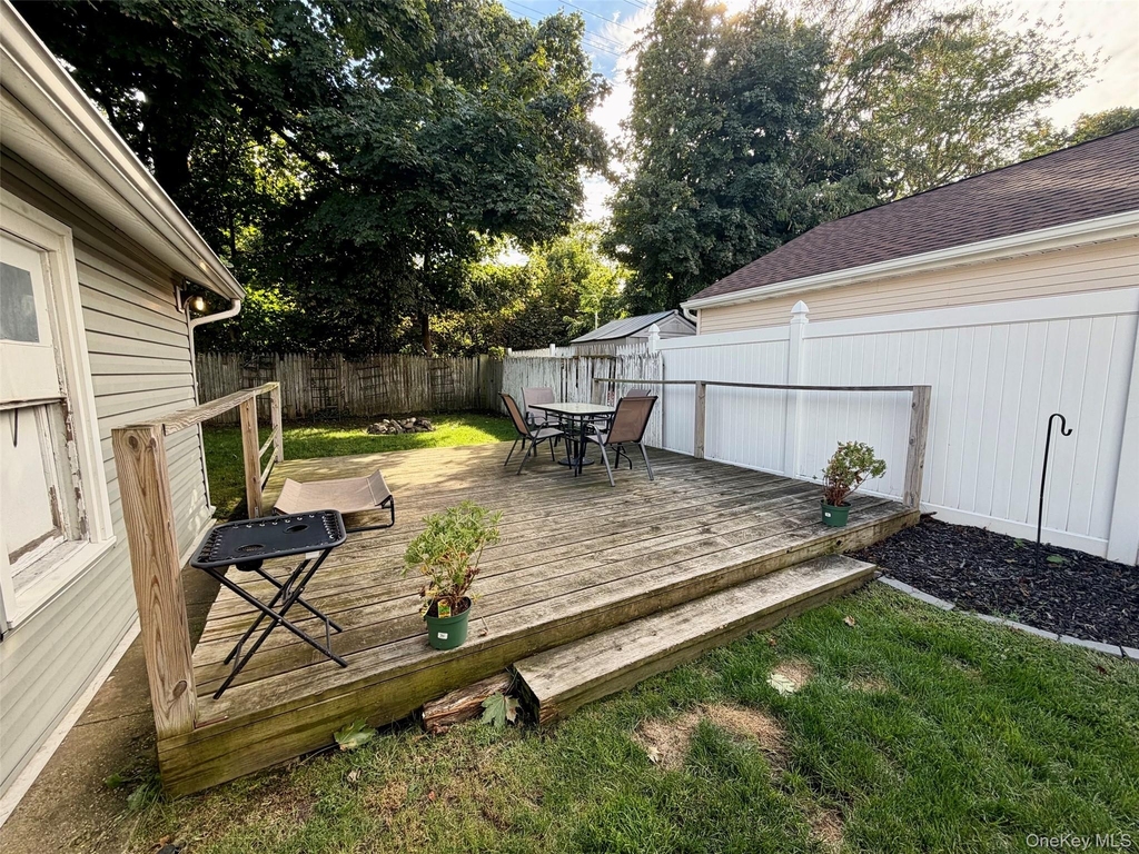 130 Lyon Place - Photo 11