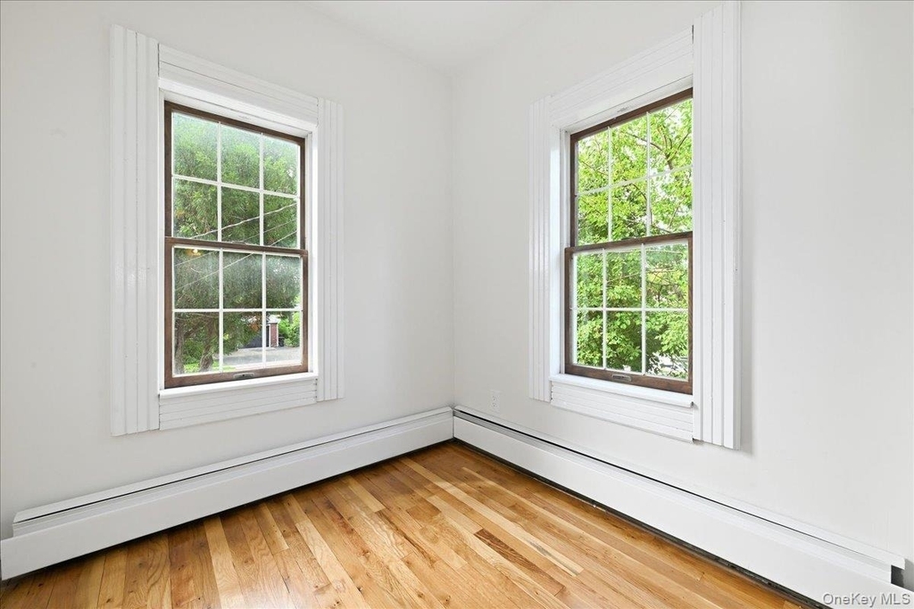 42 Chestnut Street - Photo 16