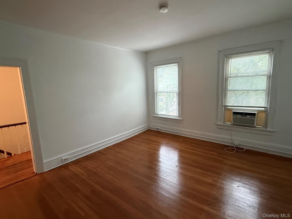 297 Main Street - Photo 4