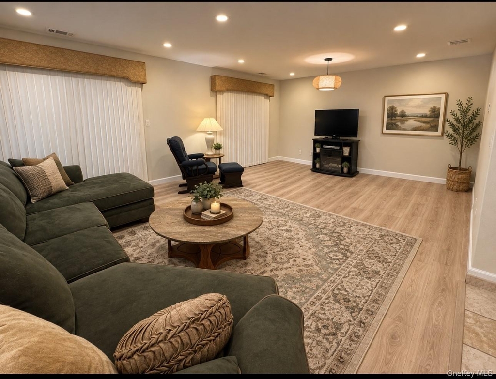 21 Sandy Hill Road - Photo 1
