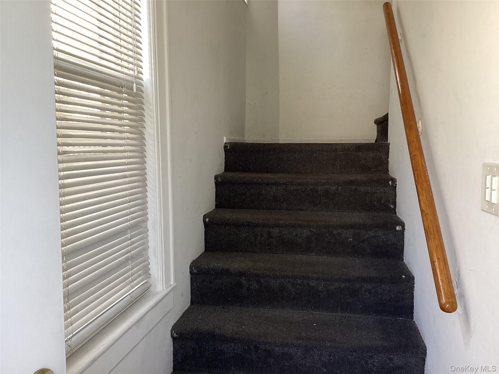 6125 185th Street - Photo 1