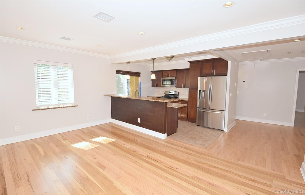 7376 197th Street - Photo 6