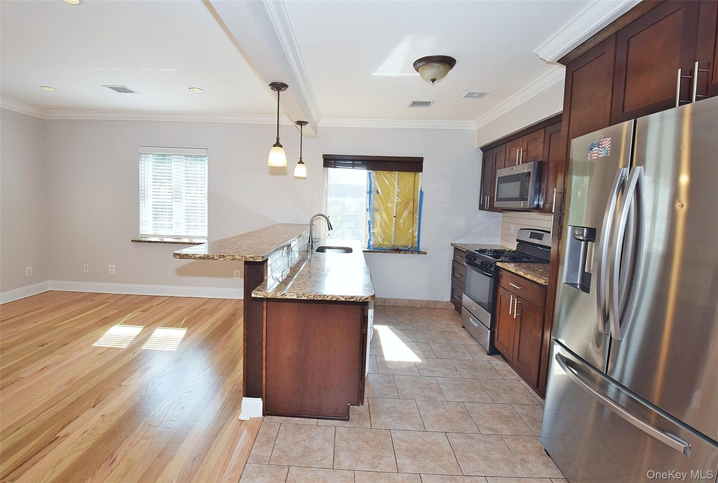 7376 197th Street - Photo 2