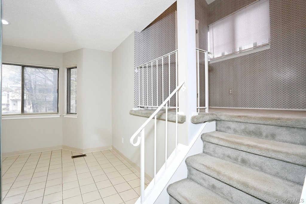 161 Treetop Circle - Photo 11