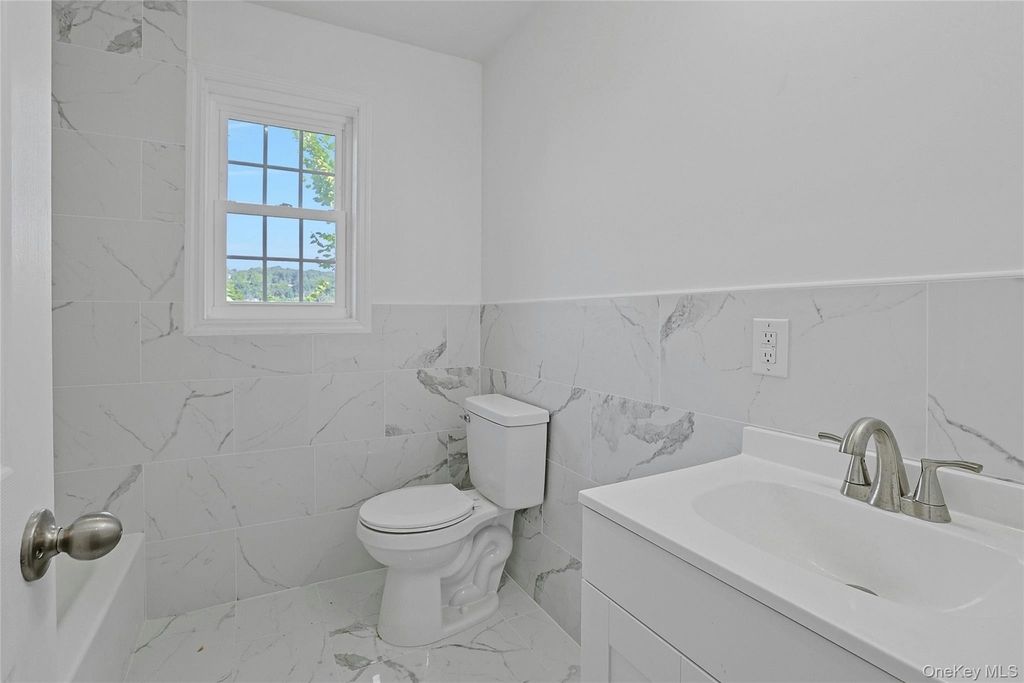 15 Waldron Avenue - Photo 30