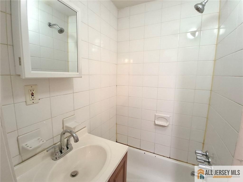 27 Obert Street - Photo 7