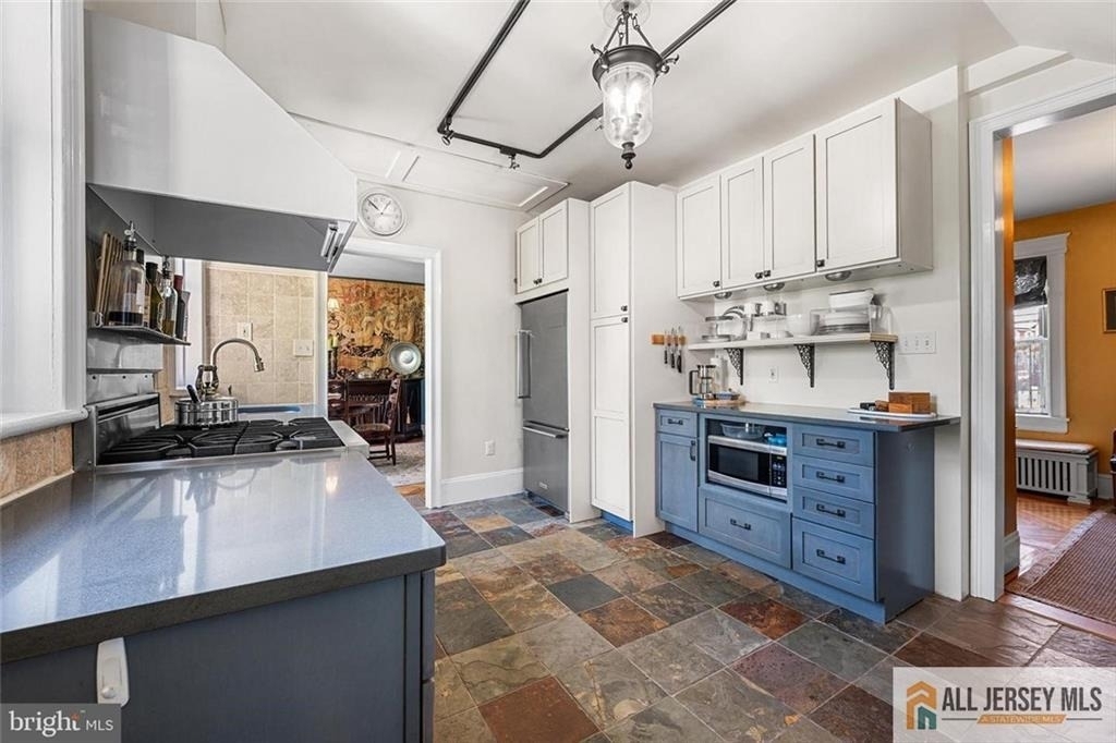0-1048-105 Prospect Street - Photo 8